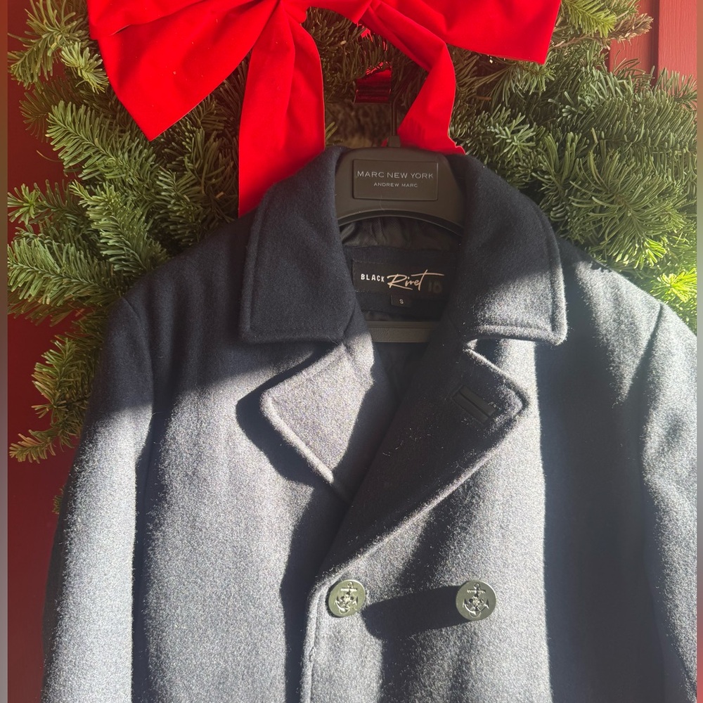 Navy Rivet Boys coat Small - Picture 4 of 11